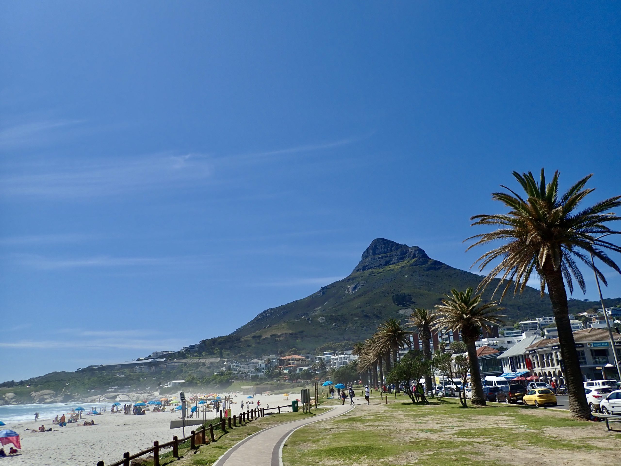 CAMPS BAY BEACH