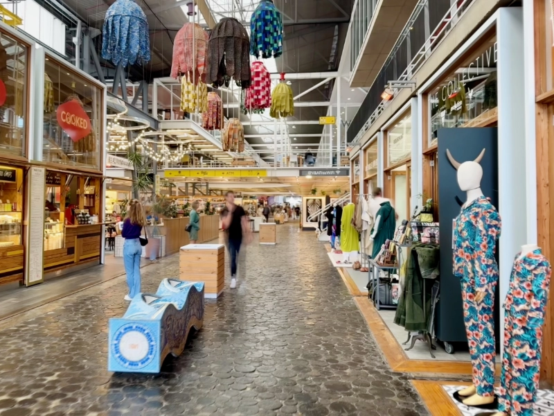 The Watershed: ein überdachter Markt mit 150 lokalen Herstellern von Mode, Handwerk und Kunst